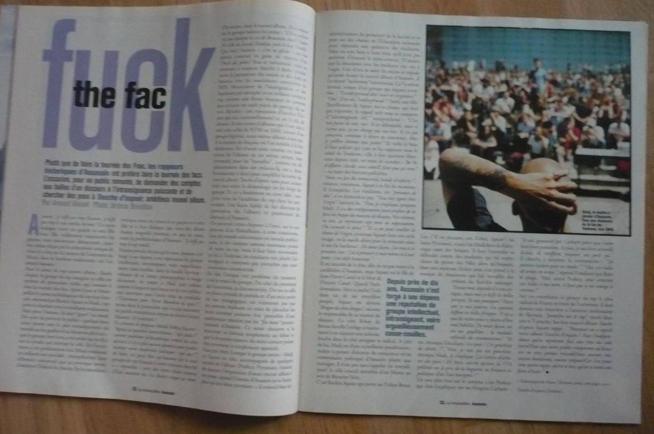 LES INROCKUPTIBLES N° 247  - van 13 tot 19 juni 2000 -   Homos & Égaux, La Gay Pri – photo 5